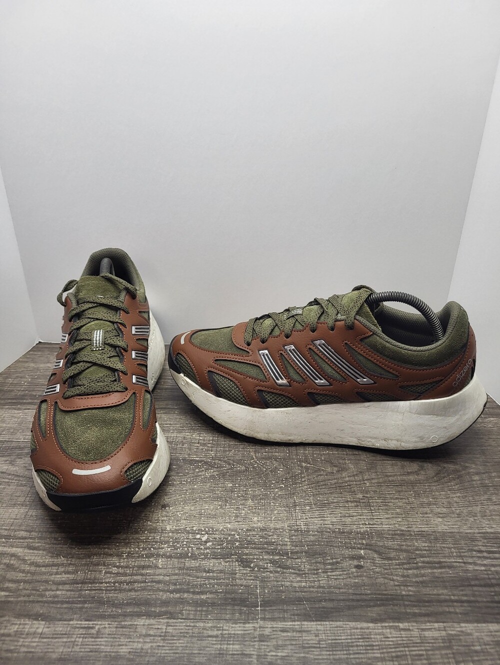 adidas Adizero Aruku JS3710 Brown Olive Lace Up Low Top Sneakers Men's Size 9.5